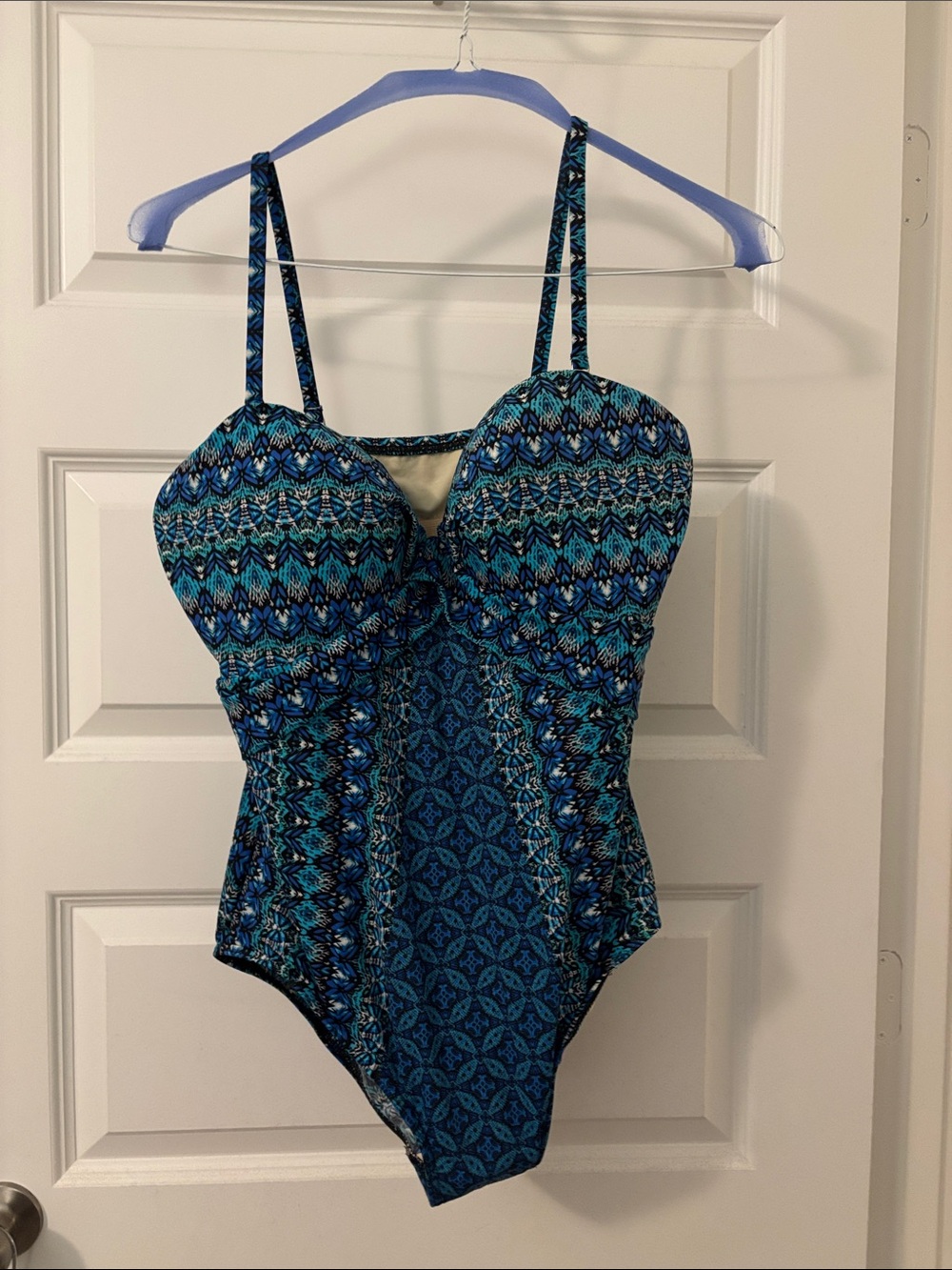 Miraclesuit Blue Mosaica Seville Underwire Bandeau SZ 14  One Piece Swimsuit